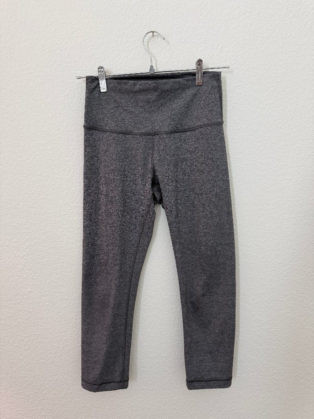 Lululemon Gray Leggings Size 6